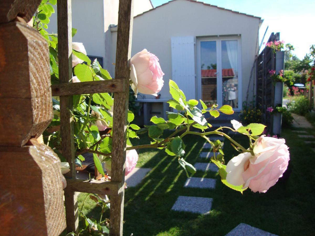 Mer A Pied Vrai Lit Linge Fourni Jardin 布雷蒂诺斯梅尔 外观 照片